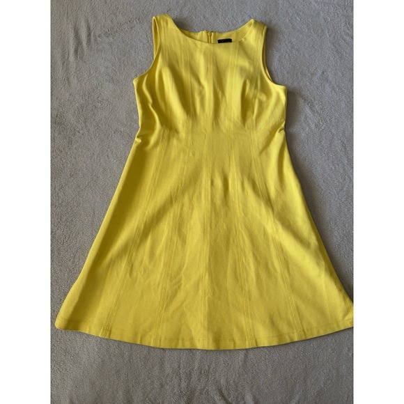 Ann Taylor Women's 6P Yellow Sleeveless Panel Ponte Knit Fit &‎ Flare Dress - Picture 1 of 7